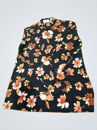 SUSAN GRAVER Schwarzes florales Top mit hohem Kragen und langen Ärmeln