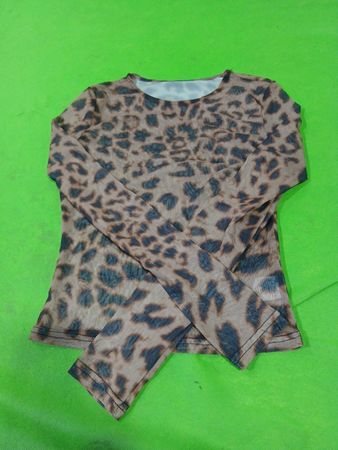 Langärmliges Mesh-Top mit Leopardenmuster