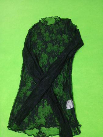 Schwarze Spitzenbluse