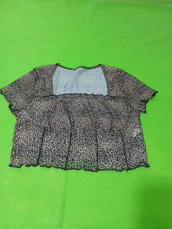 Leoprint Rüschen-Crop-Top