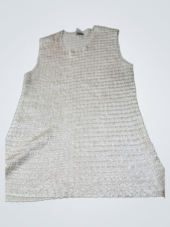 NICOLA 100% POLYESTER MADE IN KOREA XL