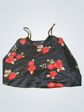 Schwarzes Camisole mit rotem Blumenmuster