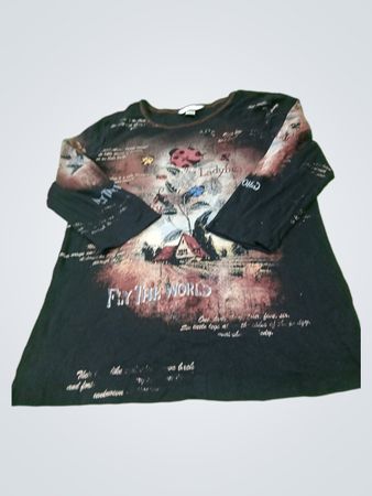 Christopher & Banks Fly The World Damen-T-Shirt mit Marienkäfer-Print