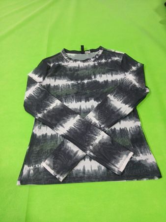 H&M Divided Batik-Langarmshirt