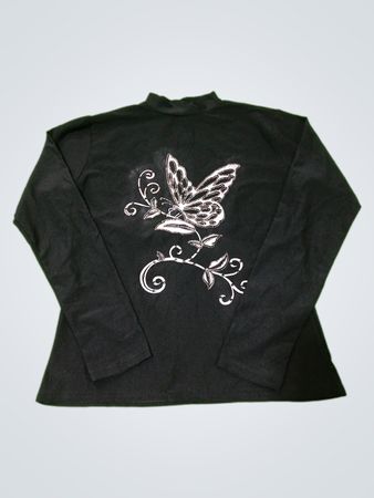 Chemise noire à manches longues avec motif papillon