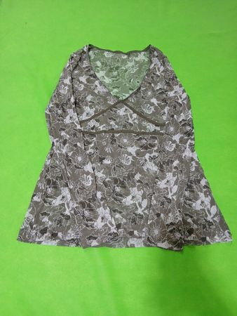 Women's Floral Print V-Neck Long Sleeve Top