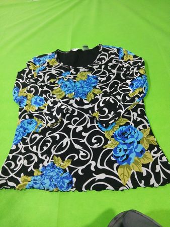 Top de Manga Longa com Estampa Floral Laura Ashley