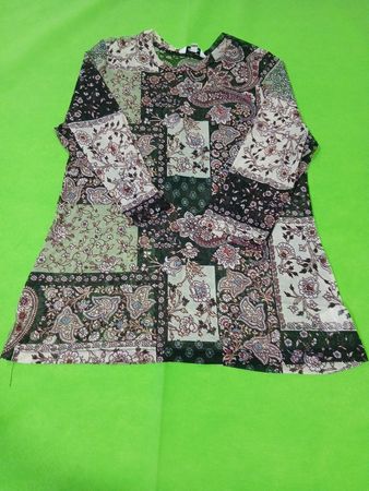 Blusa túnica com estampa patchwork Reitmans