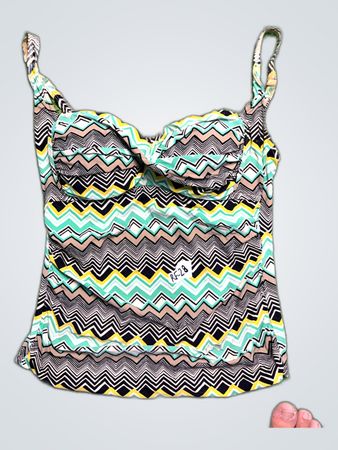 La Blanca Multicolor Zig Zag Pattern Tank Top