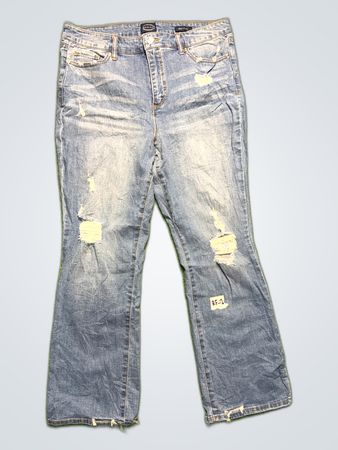 Scoop Crop Flare Jeans