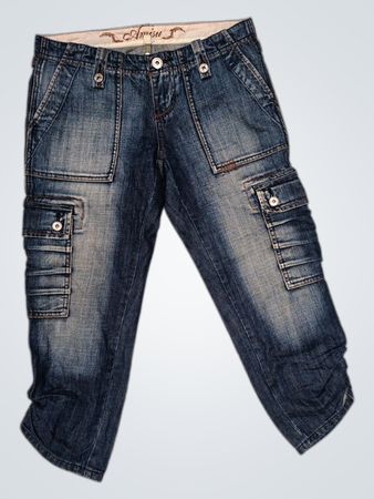 Amisu Women's Blue Denim Cargo Capri Jeans
