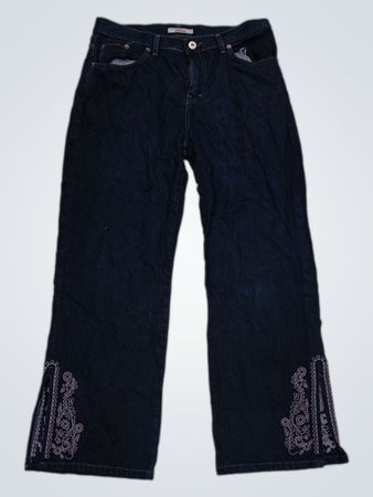 S. Oliver Dunkelwachs Bestickte Denim Schlagjeans