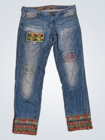 Desigual Damen Blaue Jeans mit Patches und bestickten Bündchen Größe 32