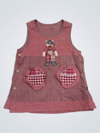 Rotes Karokleid für Mädchen mit Applikation