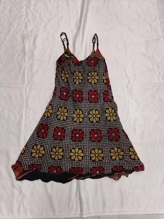 Kleid mit Blumen- und Karo-Muster