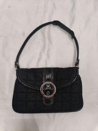 Kathy Van Zeeland gesteppte Schultertasche
