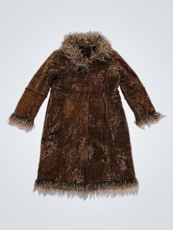 Text. Brown Velvet Faux Fur Trimmed Coat