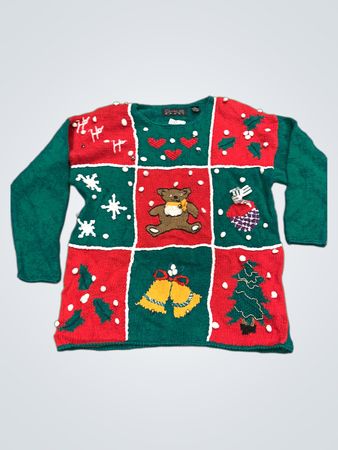 Claus Sport Weihnachtspullover mit Teddybär, Glocken und Weihnachtsbaum