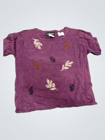 SAGEBRUSH Damen Besticktes Blatt T-Shirt