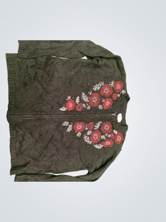 Schwarze Reißverschluss-Strickjacke mit floralem Stickmuster