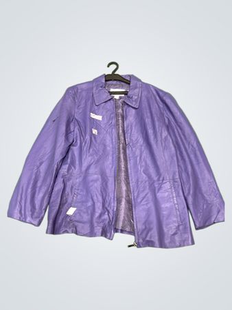 Violette Lederjacke