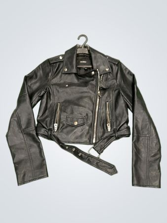 Schwarze Kunstleder-Motorradjacke