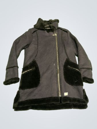 Schwarze Kunstpelz gefütterte Jacke