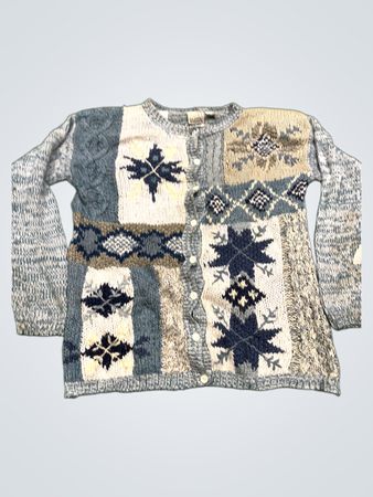 Classic Elements Handgestrickter Cardigan