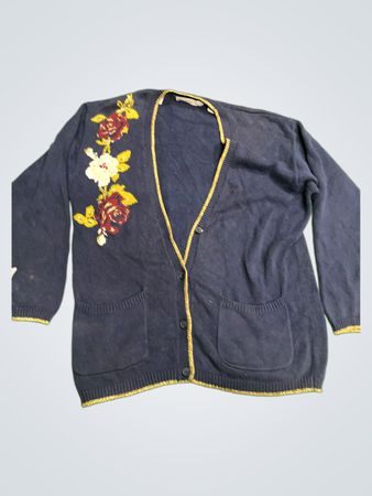 Marineblauer Cardigan mit floralem Stickmuster und goldener Kante
