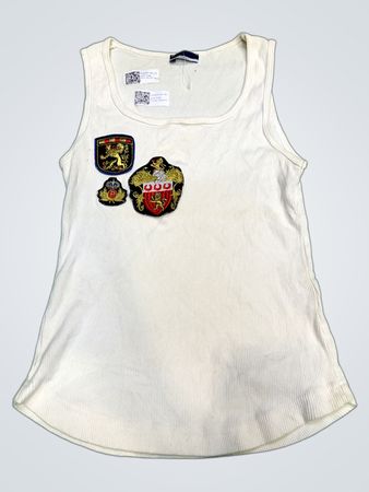 Weißes geripptes Tanktop mit Patches