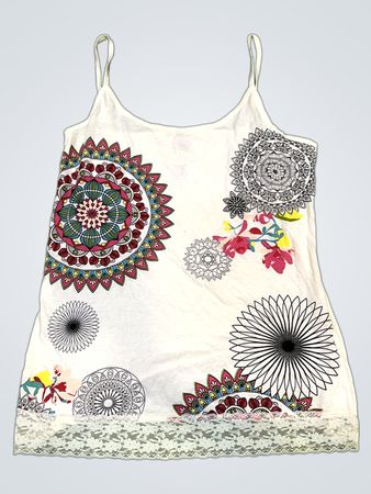 Weiße Spaghetti-Top mit Mandala-Druck und Spitze