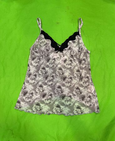 Damencami mit schwarzem Spitzenbesatz