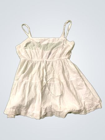 Mayflower Weißes Stufen-Kleid mit gesmoktem Oberteil