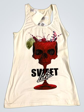 Weißes Tanktop mit "SWEET LIFE" Schädelgrafik