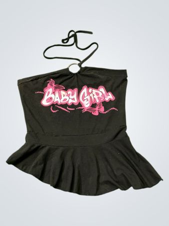 Schwarzes Haltertop mit "Baby Girl" Grafik