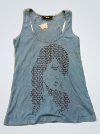 Blaues Tanktop mit Grafiikdruck