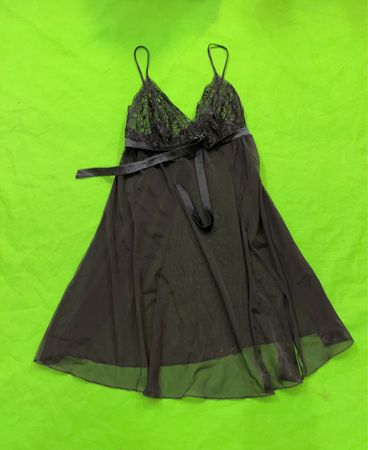 Schwarzes Spitzen-Babydoll