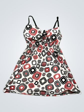 Damenkleid mit geometrischem Muster