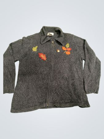 Mandal Bay Damen Grau Reißverschluss-Cardigan mit Blatt-Applikationen