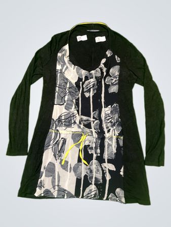 MADO et Les Autres Schwarz-weißes Blumenmuster Langarmkleid