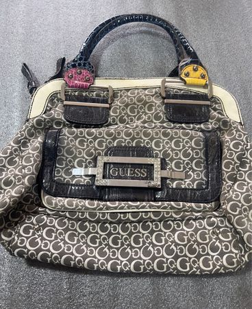 Guess Monogram Tote Handtasche