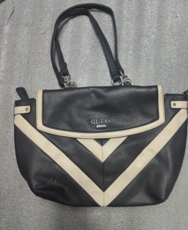 Guess Black and White Leather Handbag