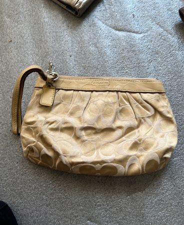 Coach Small Handbag Wristlet Clutch