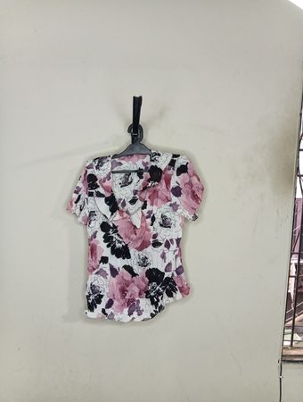 Sunny Leigh Floral Print Top