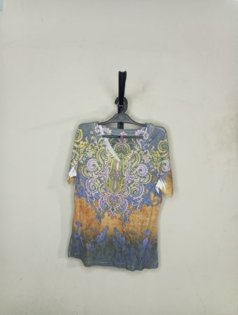 Kivira Women's Graphic Print V-Neck T-Shirt