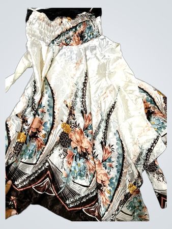 Blumenmusterkleid