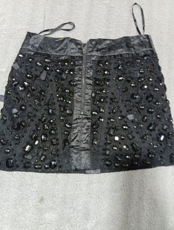 Schwarzes Perlen-Corsage-Top