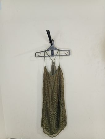 Olivengrünes Spitzenkleid