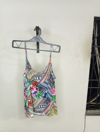 Buntes Blumenmuster Spaghetti-Träger Tanktop