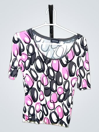 Damen Top mit pinkem und grauem abstraktem Print